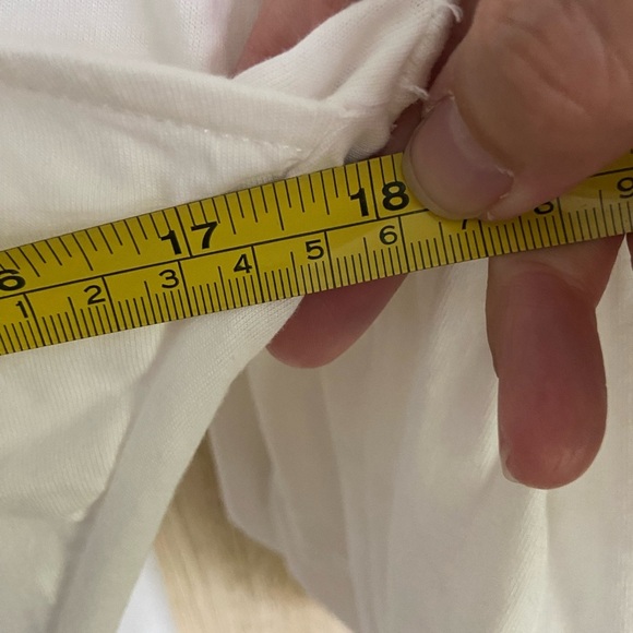 White Bubble Sleeve Cotton Blouse with Cris-Cross back Sz Small - Picture 9 of 9